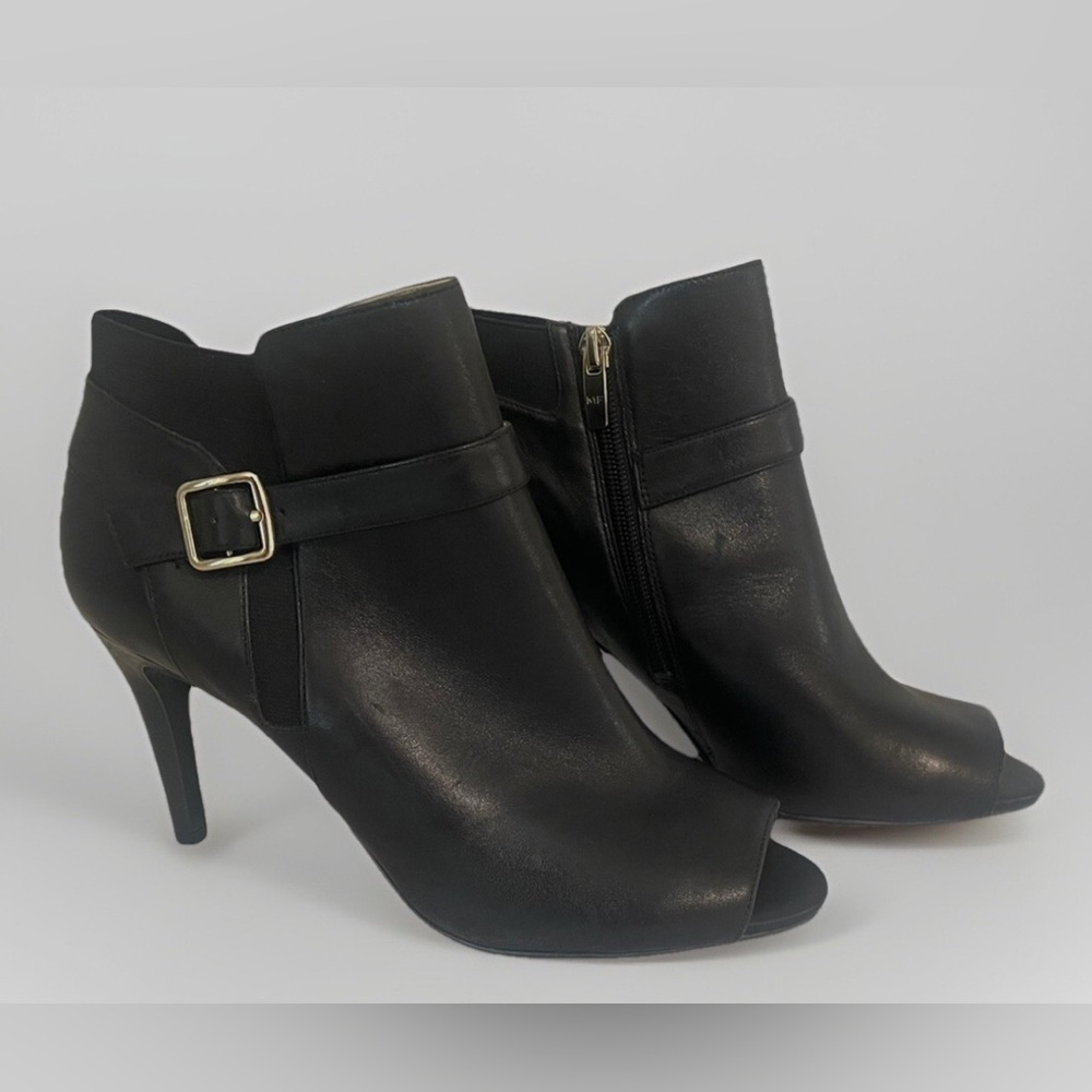Marc Fisher Black Leather Shimmee Shoes